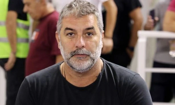 «Κλεισμένος στο σπίτι, σε κακή κατάσταση» – Όσα ειπώθηκαν για τον Βασίλη Μπισμπίκη