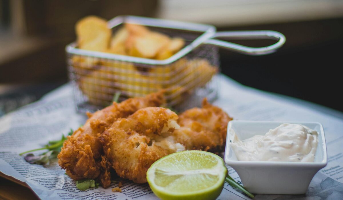 Μπακαλιάρος τηγανητός σαν fish and chips – Με απλό κουρκούτι