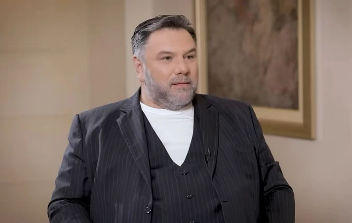 Γρηγόρης Αρναούτογλου: «Η κατάθλιψη με γονάτισε – Αν συνέχιζα έτσι, θα είχα πολύ κακό τέλος»
