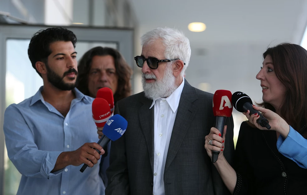 Πέτρος Φιλιππίδης: Είναι για γέλια βιαστής – Την απαλλαγή του ηθοποιού και για τη δεύτερη απόπειρα βιασμού ζήτησε ο εισαγγελέας