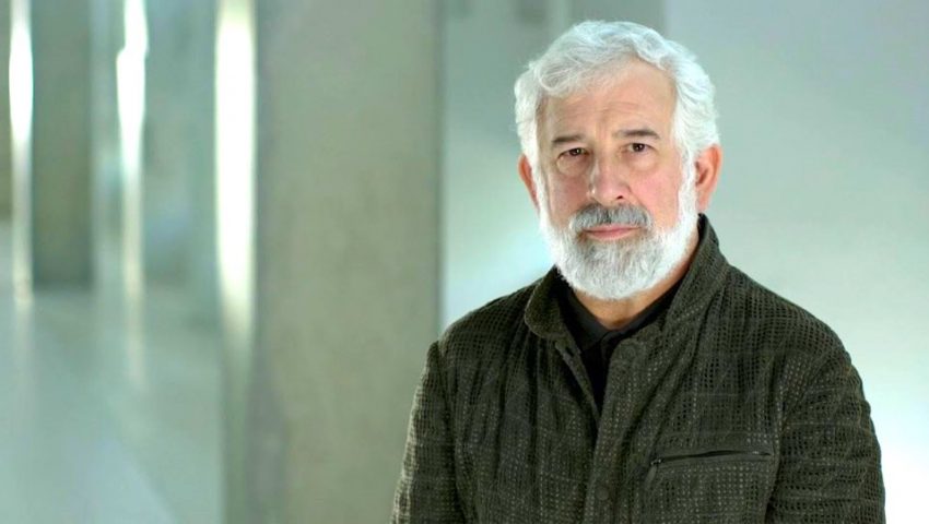 O Πέτρος Φιλιππίδης δεν πήγε στη δίκη για τις απόπειρες βιασμού – «Επιβαρυμένη η υγεία του», αποκάλυψε ο δικηγόρος του
