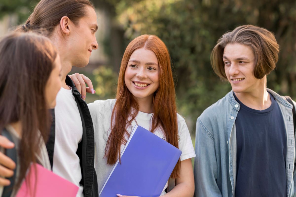 Τρία σημάδια που δείχνουν ότι έχει τελειώσει μια φιλία