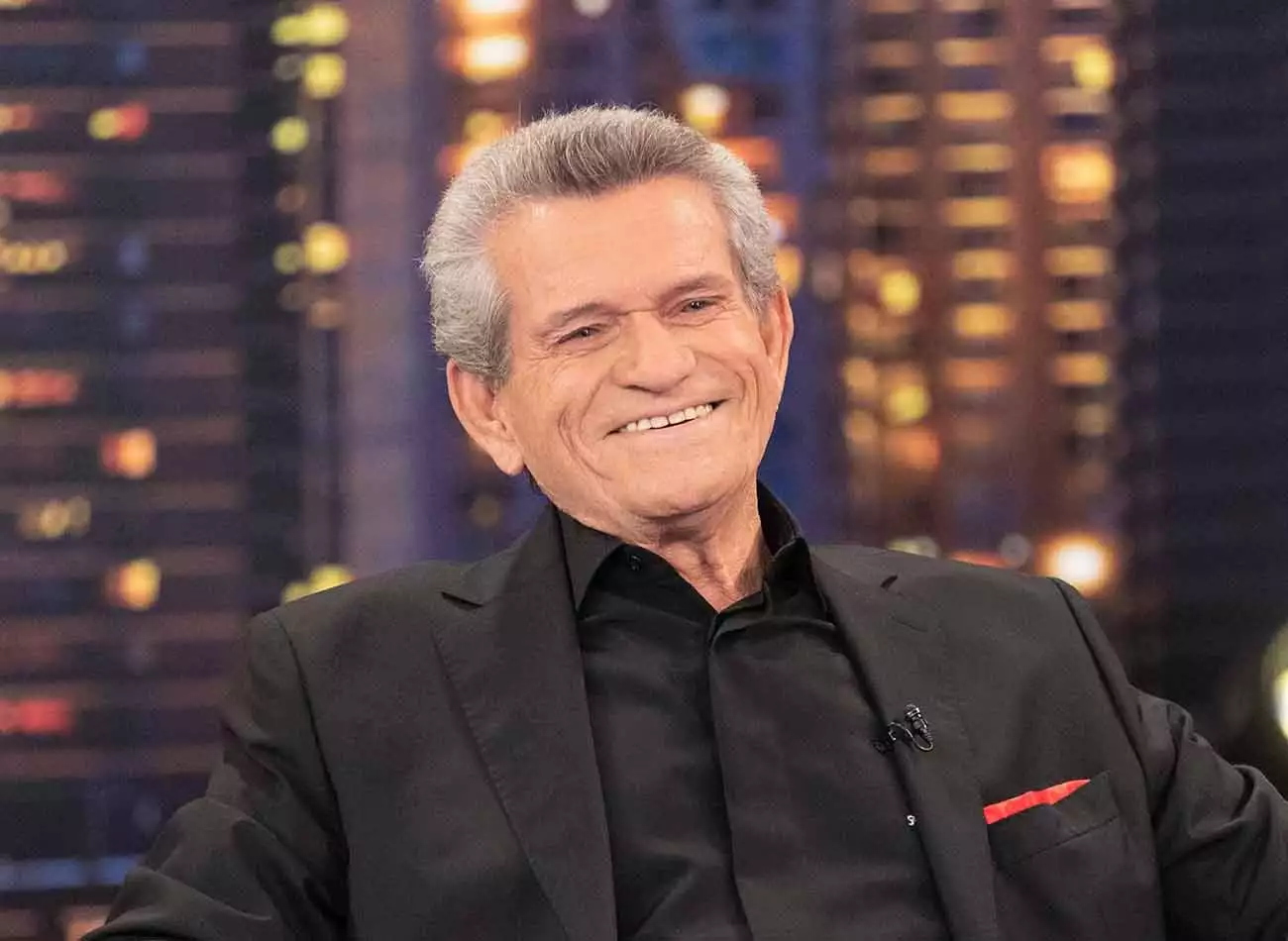 Γιώργος Μαργαρίτης: Με είδε με το σορτς και τις παντόφλες και μου έδωσε 12.000 για να ψωνίσω
