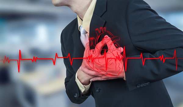 Χιλιάδες ασθενείς κινδυνεύουν από έμφραγμα λόγω της πανδημίας, προειδοποιούν οι καρδιολόγοι