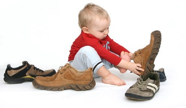 Πώς επιλέγουμε παπούτσι στο παιδί μας;