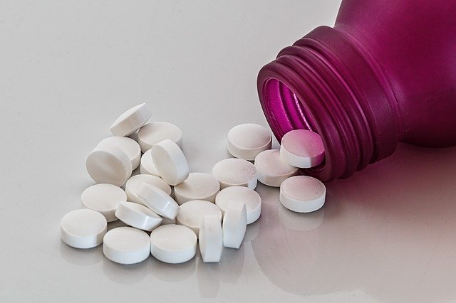 Κορονοϊός: Η Pfizer αρχίζει  τις κλινικές δοκιμές ενός νέου αντι-ιικού φαρμάκου από το στόμα