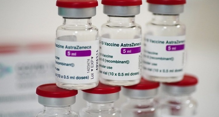 AstraZeneca: Η ενισχυτική δόση δημιουργεί περισσότερα αντισώματα κατά της Όμικρον