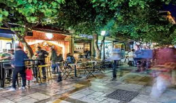 Αυτή είναι η πιο νόστιμη δωρεάν βόλτα στην Αθήνα