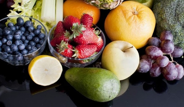 Δίαιτα: Το φρούτο που διευκολύνει το αδυνάτισμα και κάνει καλό στο έντερό σας