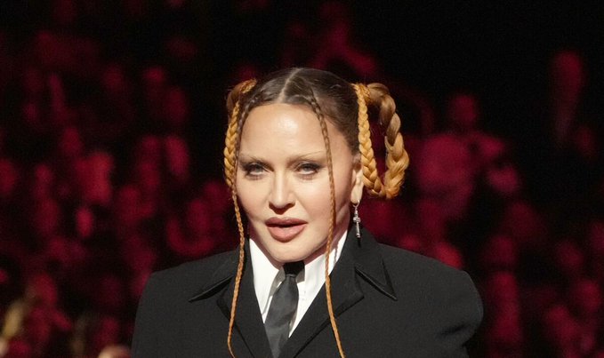 Φώτης Σεργουλόπουλος: Δεν θα πάω να δω ούτε την Madonna ούτε τον Δημήτρη Παπαϊωάννου. Βαριέμαι