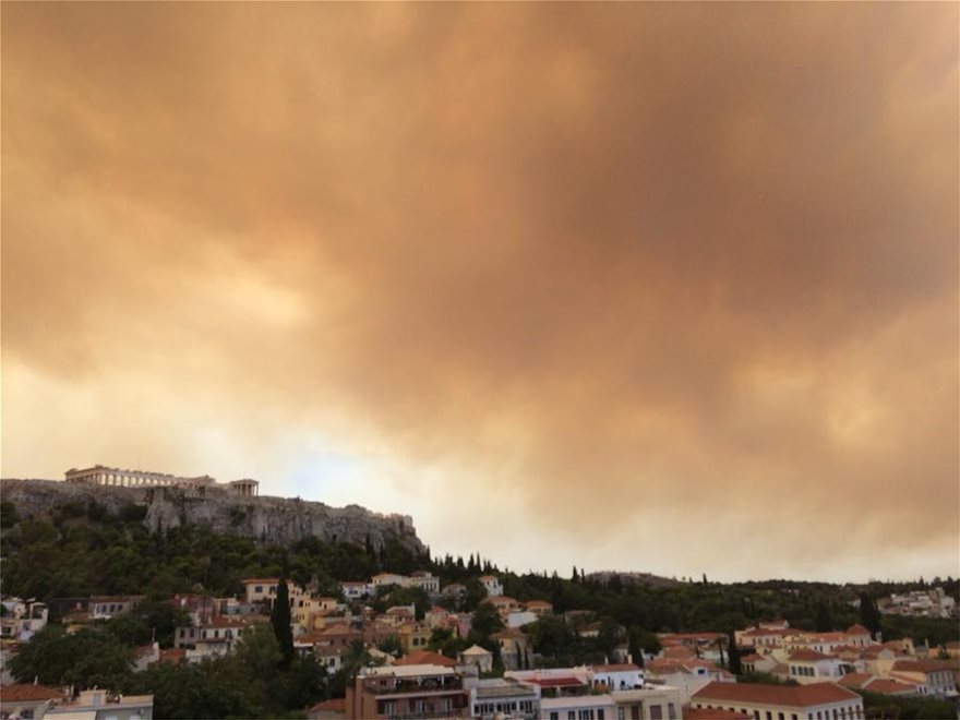 Με κάπνισμα 10 τσιγάρων ισοδυναμεί η παραμονή σε εξωτερικούς χώρους. Τι πρέπει να κάνουμε με μάσκες και κλιματιστικά