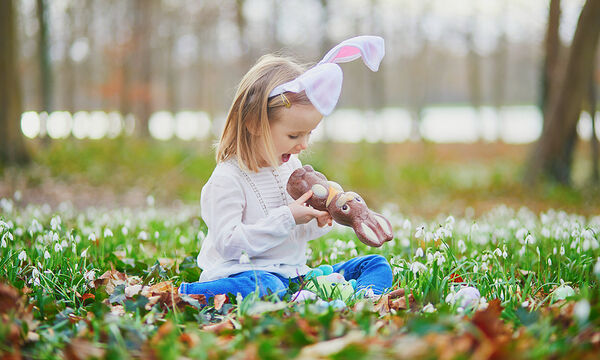 Παιδί και σοκολατένια αυγά του Πάσχα: Οδηγίες για ασφαλή κατανάλωση