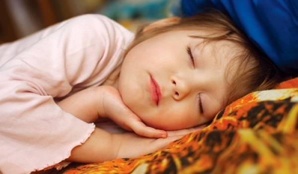 Μέχρι πότε πρέπει λέμε στο παιδί να πάει για ύπνο; Πολύ αργότερα από όσο νομίζετε