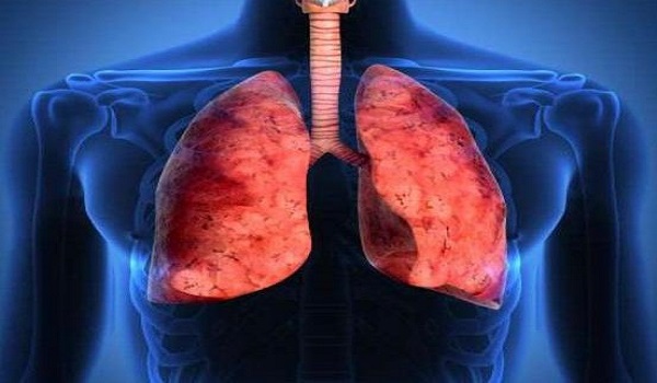 Χειρότερο για τους πνεύμονες ακόμα και από κάπνισμα αυτό που κάνουν ολοένα και περισσότεροι πλέον!