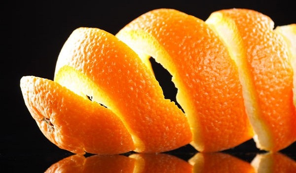 Φλούδες πορτοκαλιού: Εννέα  εκπληκτικές χρήσεις