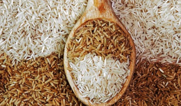 Λευκό ρύζι: Σε τι διαφέρει από το καστανό - Είναι υγιεινό;