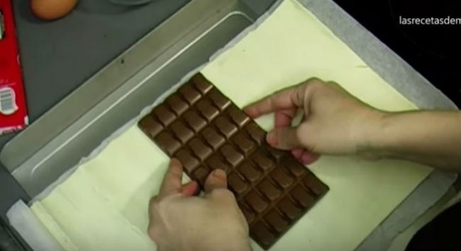 Το κρουασάν σοκολάτας που έχει γίνει ανάρπαστο - Δείτε πως να το φτιάξετε!
