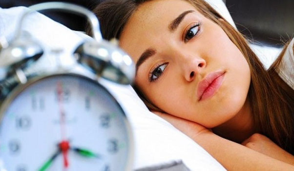 Ποια συνήθειά σας στον ύπνο αυξάνει τον κίνδυνο αθηροσκλήρωσης;