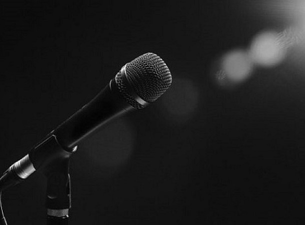 Σοκάρει γνωστός τραγουδιστής: Ο πατέρας μου μας παράτησε. Πρόσφατα έμαθα ότι πέθανε…