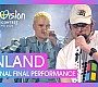 Eurovision 2024: Η ιδιαίτερη εμφάνιση της Φινλανδίας με αυγό, τζιν και χωρίς εσώρουχα