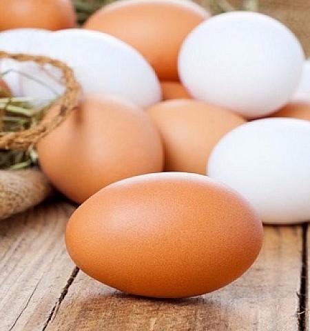 Έτσι θα χωρίσεις εύκολα το ασπράδι από τον κρόκο του αυγού!