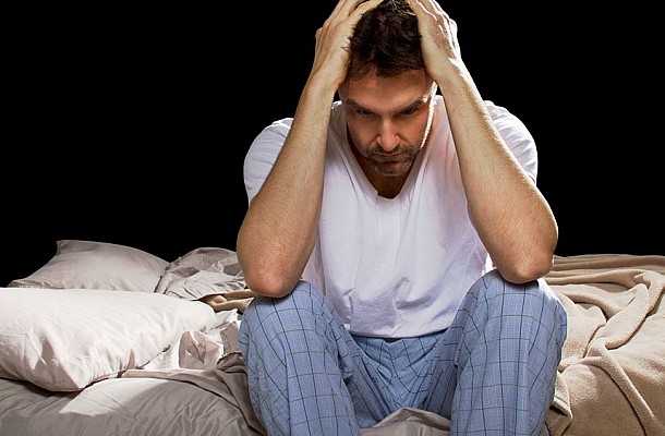Δεν κοιμάστε καλά τα βράδια; Ο σοβαρός κίνδυνος απειλεί την καρδιά σας