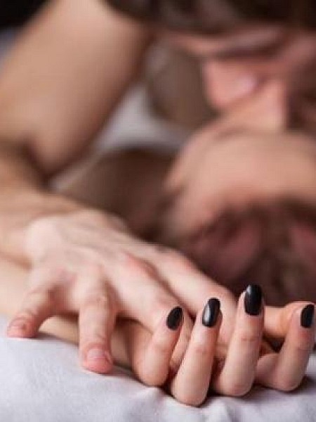 Οι λόγοι που ένα ζευγάρι πρέπει να κάνει συχνά σεξ, ακόμη και κάθε μέρα