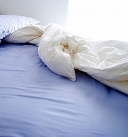 Τα πέντε μεγαλύτερα λάθη που κάνετε όταν στρώνετε το κρεβάτι σας