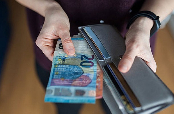 Μπήκαν στα ΑΤΜ από 1.000 έως 50.000€: Έλεγξε τον τραπεζικό σου λογαριασμό, μπορεί να είσαι ένας απ’ αυτούς