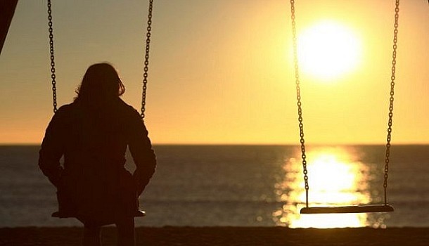 5 οφέλη της μοναξιάς για τα οποία οι άνθρωποι σπάνια μιλούν, σύμφωνα με ψυχολόγους