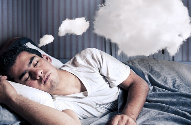 Τι όνειρα βλέπουμε την εποχή της πανδημίας; Τι συμβαίνει με τον ύπνο μας;