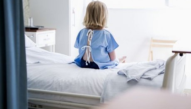 Οξεία ηπατίτιδα στα παιδιά: Συνδυασμό κορονοϊού και αδενοϊού υποψιάζονται οι ειδικοί