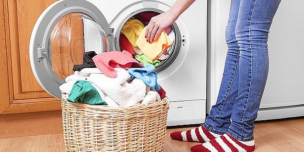 Μούχλα στο πλυντήριο ρούχων: Εξαφανίστε την με αυτό το κόλπο