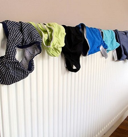 Πώς να στεγνώσετε τα ρούχα σε εσωτερικούς χώρους αυτό το χειμώνα χωρίς στεγνωτήριο