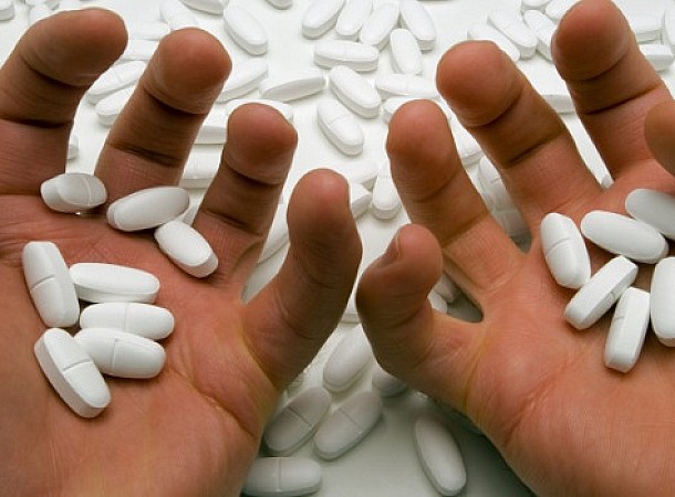 Τα δύο φάρμακα που δεν πρέπει να παίρνουμε μαζί – Ειδικοί εξηγούν γιατί